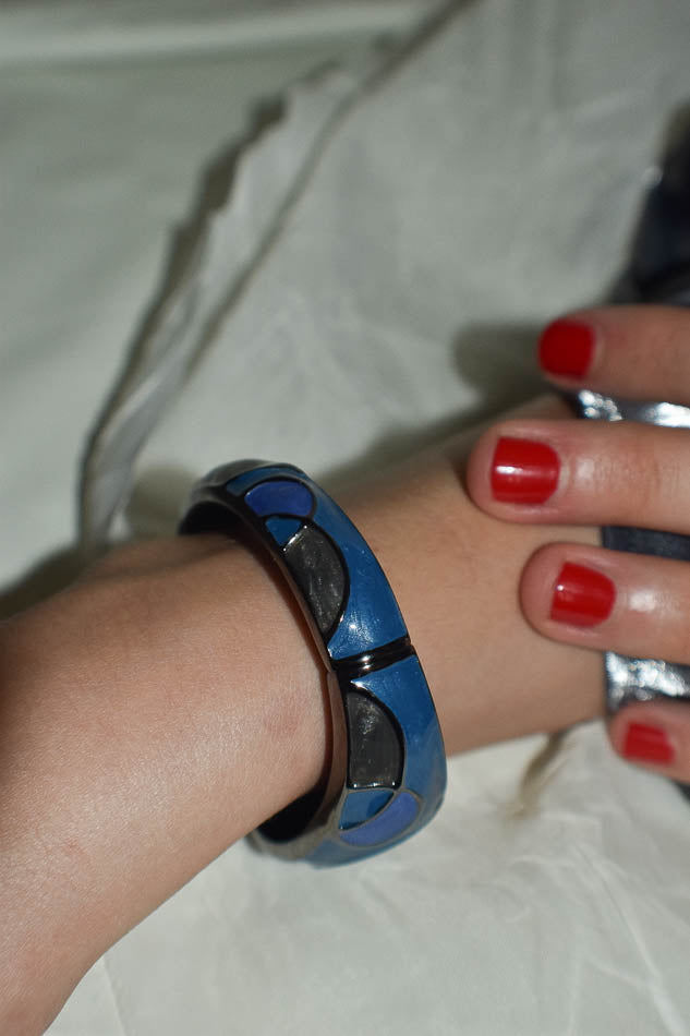 Art Deco Blue Hinged Bangle