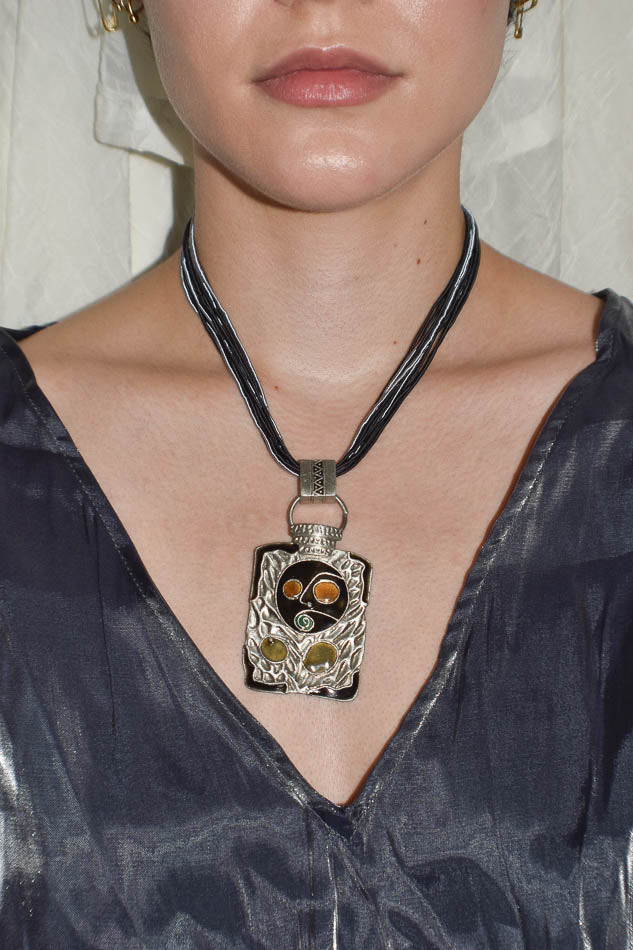 Abstract Face Pendant Necklace